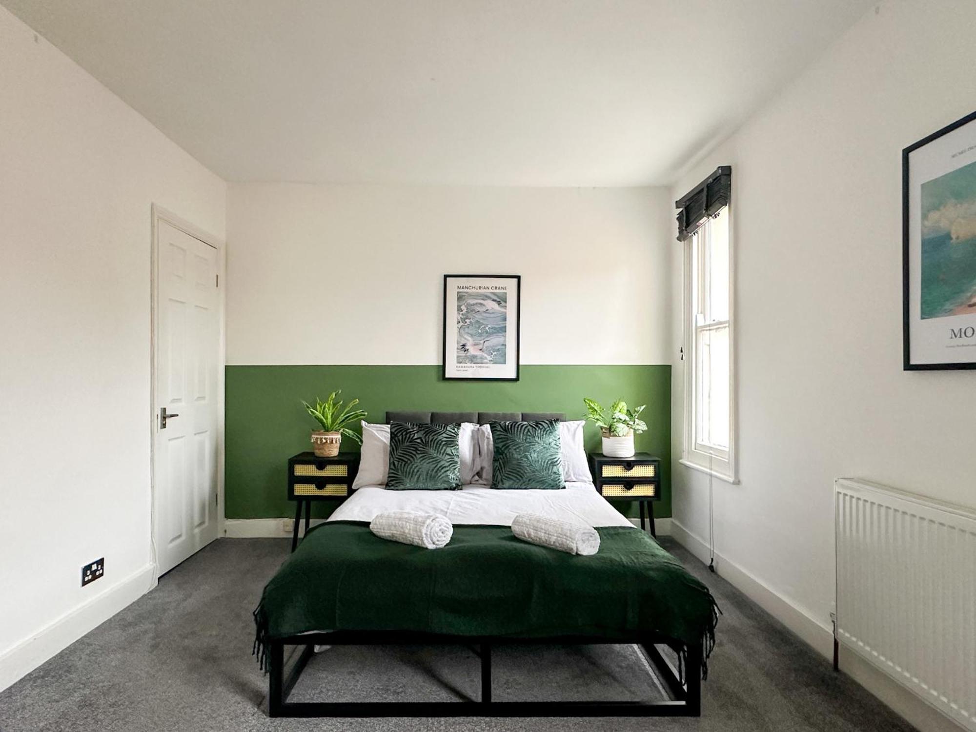 Stylish & Spacious City Centre 3-Bedroom Townhouse - Sleeps 6 Canterbury Exterior foto