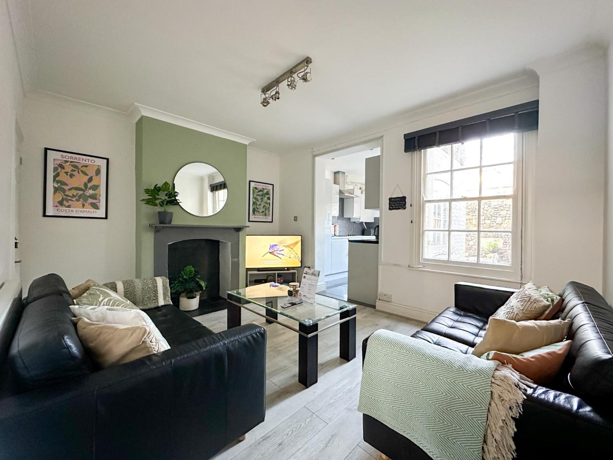 Stylish & Spacious City Centre 3-Bedroom Townhouse - Sleeps 6 Canterbury Exterior foto
